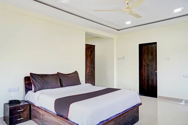 hotel in hadapsar, pune for family - hotel classy stay hadapsar