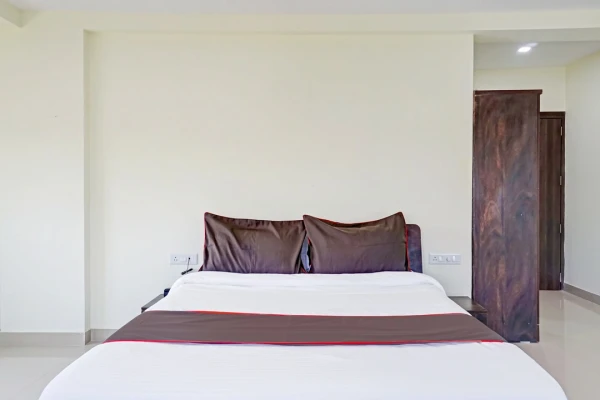 hotel with gym in hadapsar, pune - hotel classy stay hadapsar