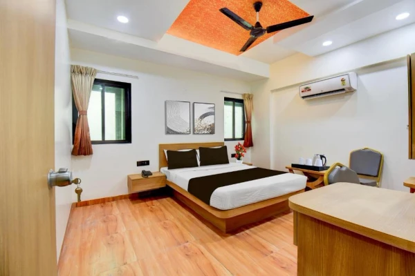 best cheap hotels in hotel d villa pune