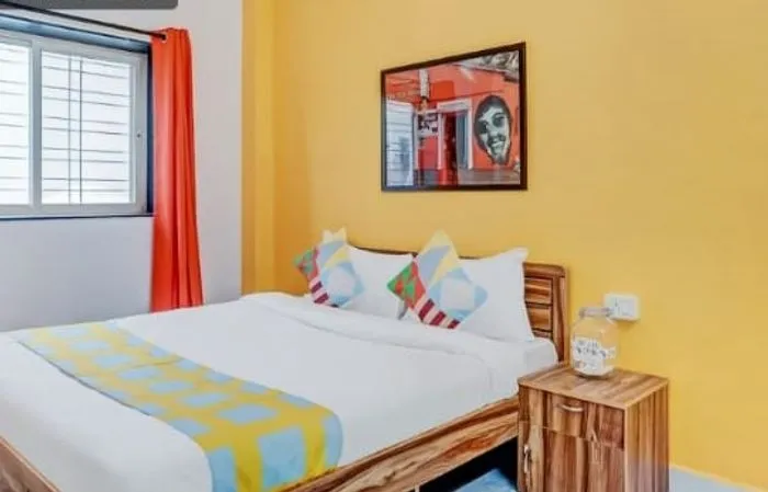 hotels for few hours in hotel dazzling studio pune