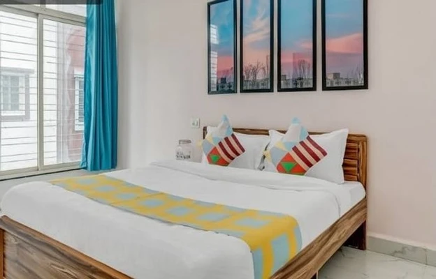 couple hotels in hotel dazzling studio pune
