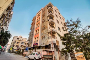 hotel with free parking in hinjewadi, pune - hotel elegant lodging