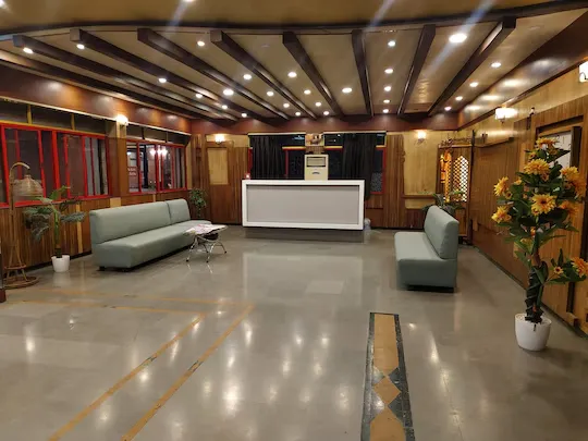 luxury hotel in hotel gandharva executive pune