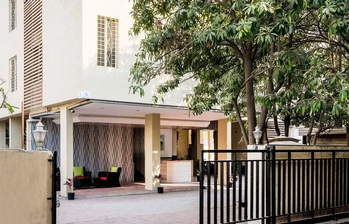budget hotels in hotel iris studiotel pune