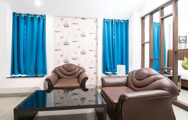 couple friendly hotels in hotel iris studiotel pune
