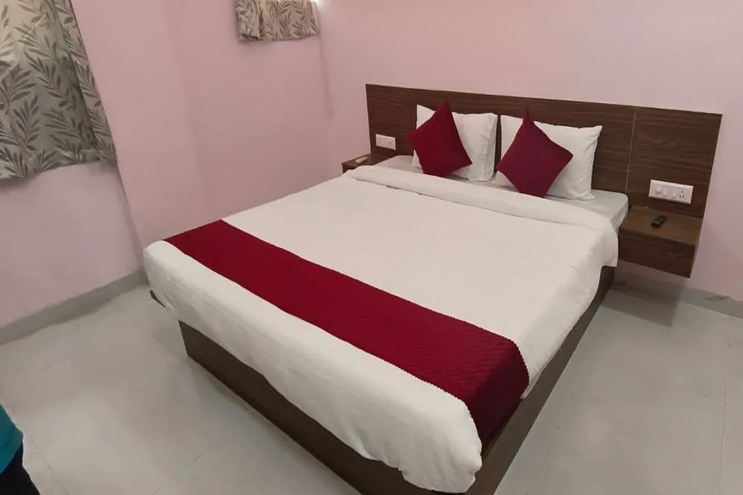 best luxury hotel in hotel kharadi inn pune