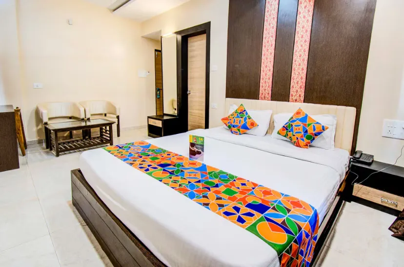 best hourly stay in hotel krishna regency nigdi pune