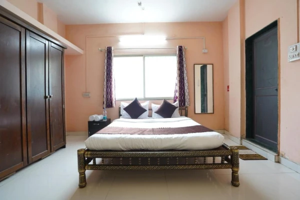 budget hotels in hotel naman executive 2	pune pune
