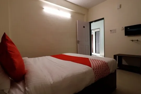 jacuzzi hotel in khadakwasla, pune - hotel o the pearl inn