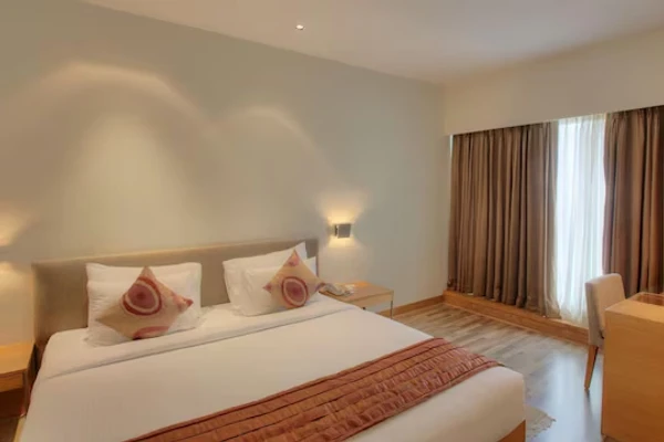 cheap and best hotels in hotel parc estique pune