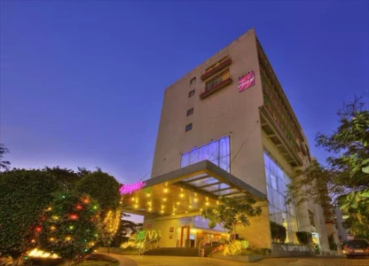 hotel with gym in viman nagar phoenix mall, pune - hotel parc estique