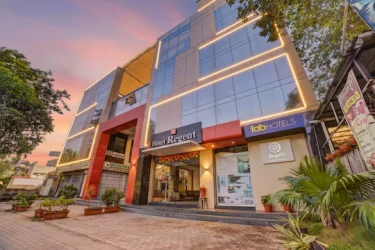 best hourly stay in hotel regent pune