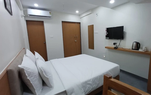hotel in hadapsar, pune for couples - hotel reset suites