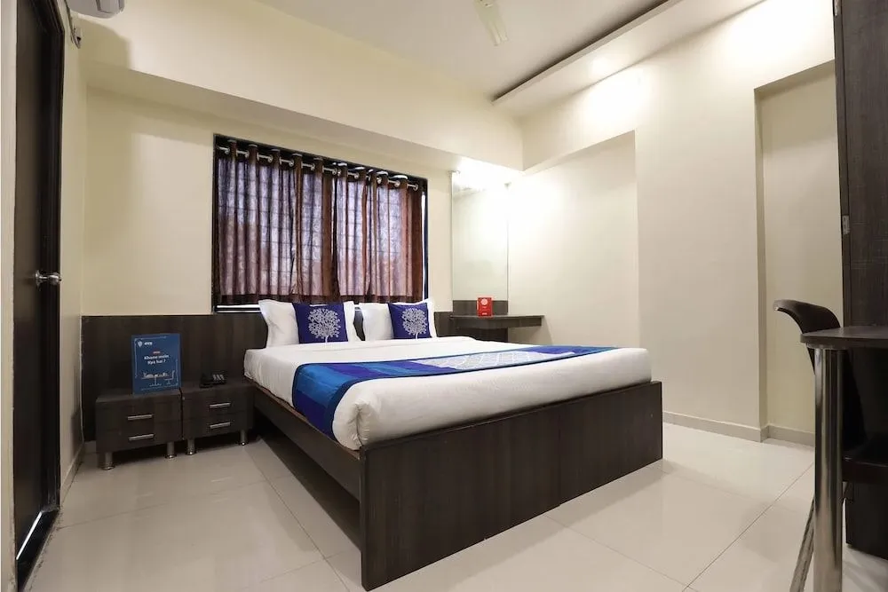 flexible hotel booking in hotel royal inn pune