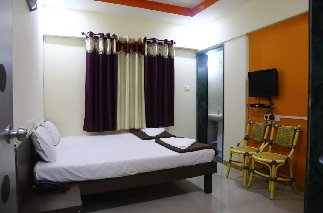 hotel near pune airport - hotel royal residency