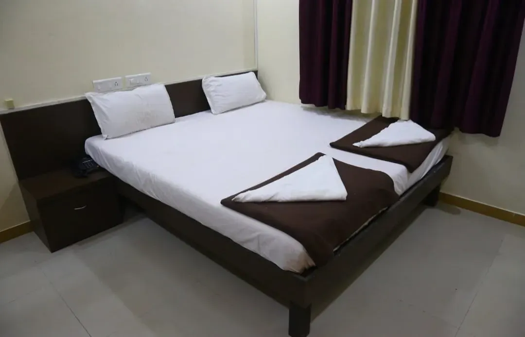hotel with party hall in wadgaon sheri, pune - hotel royal residency