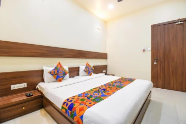 best couple hotels in hotel royal suites pune pune
