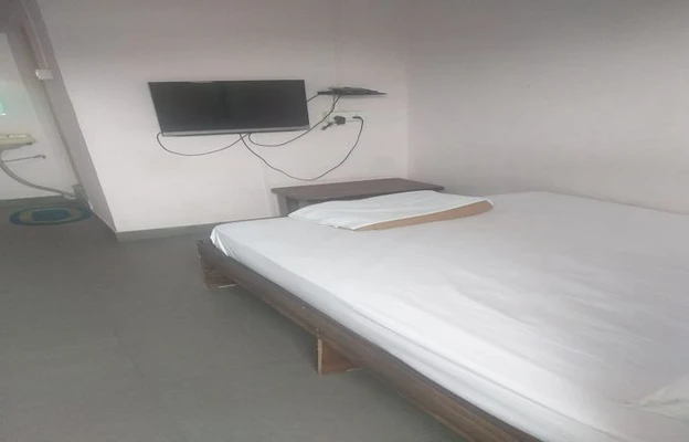 hotels for couple in hotel sagar pune