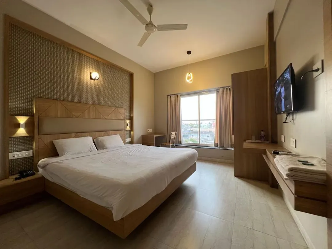 best corporate hotels in hotel sahil residency pune