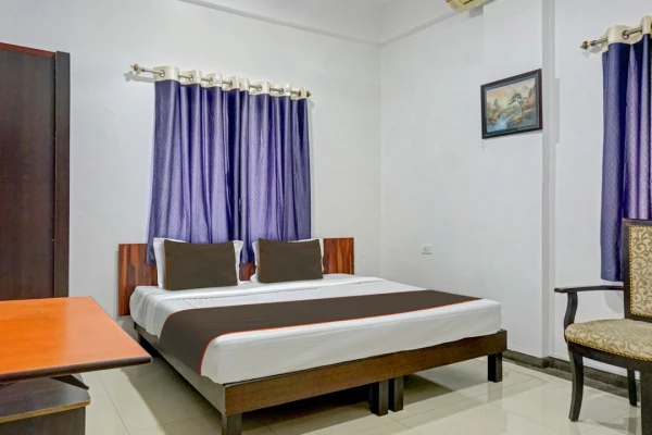 luxury hotel in hotel sahil residency pune