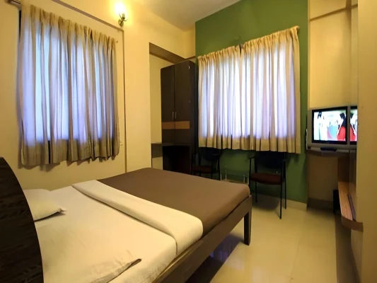 hotel in wakad, pune for family - hotel sai executive pune