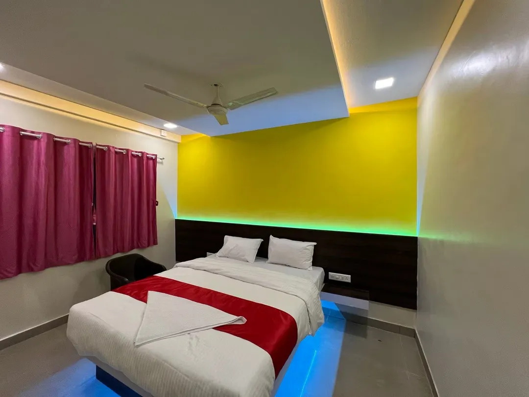 top luxury hotels in hotel sayba inn pune