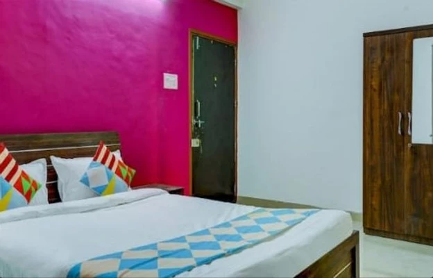 business hotels in hotel seasons pune