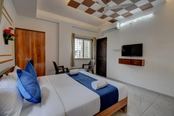 budget hotel in pimpri chinchwad, pune - hotel shree krishna inn
