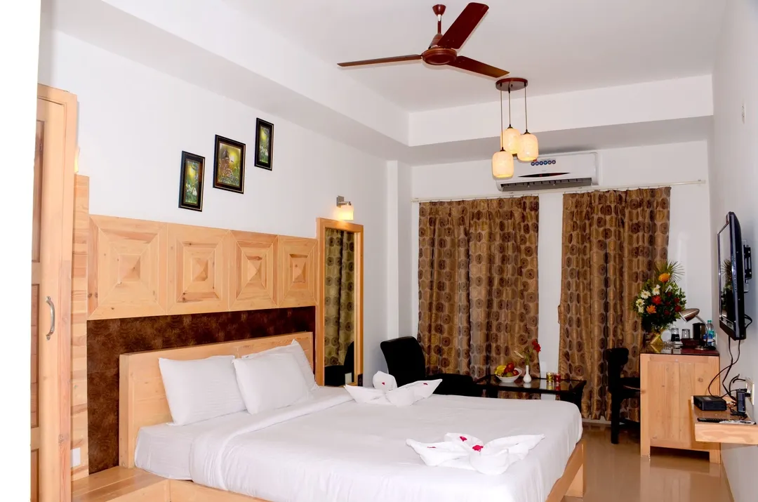 day use hotels in hotel stonarch pune