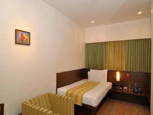 hotel in pune railway station agarkar nagar, pune for couples - hotel studio estique
