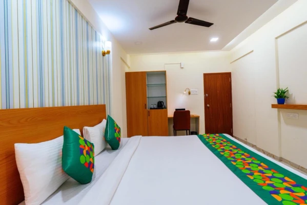 hotel with gym in hinjewadi, pune - iris executive