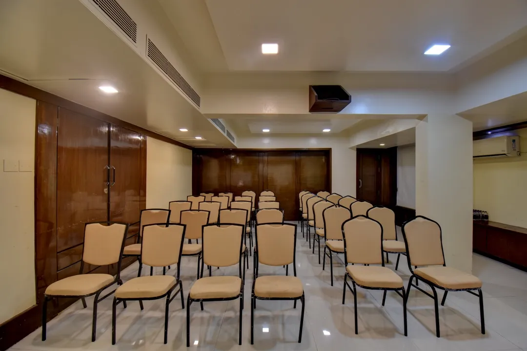 hotels for couple in ivy studios hotel near pune airport pune