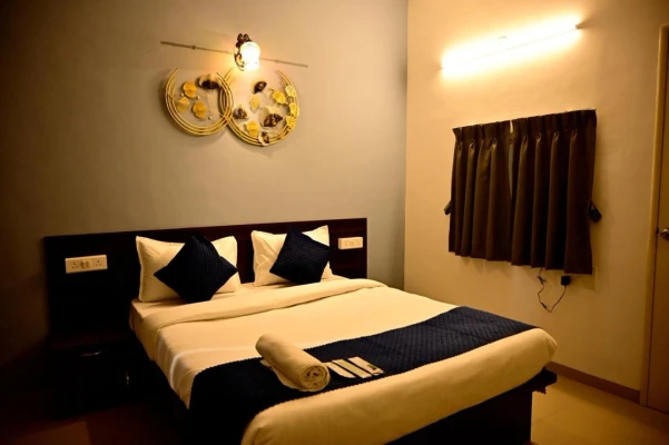 best night stay hotels in kivi's home stay pune