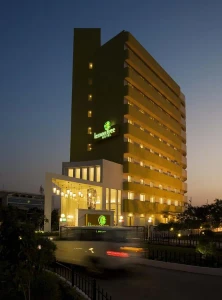 hotel with free parking in hinjewadi, pune - lemon tree hotel hinjawadi pune