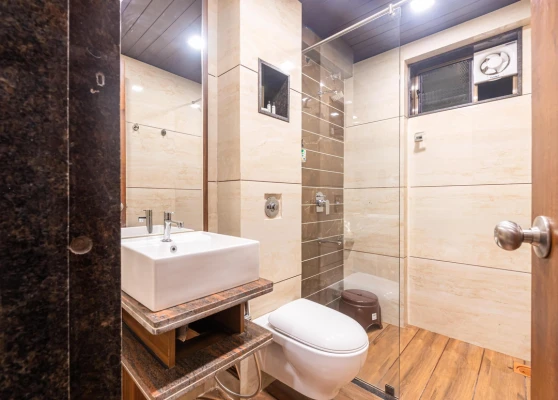 online room booking in airport pune, pune - lemonwood suites