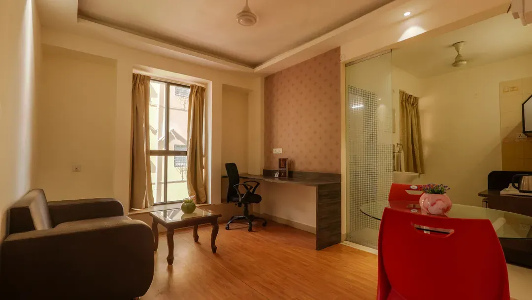 hotel with gym in kalyani nagar, pune - magnus calypso suites executive studios