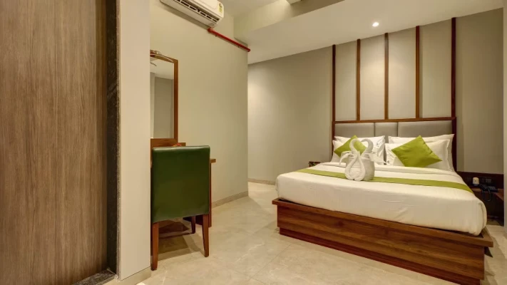 hotel with party hall in magarpatta city, pune - magnus fortune house magarpatta