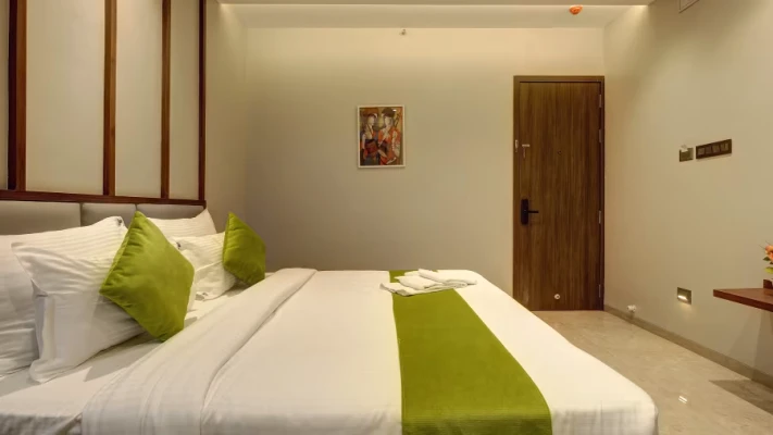 hotel room booking in magarpatta city, pune - magnus fortune house magarpatta