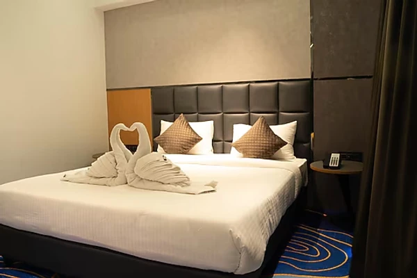 early check in hotels in magnus lxia premier kalyani nagar pune