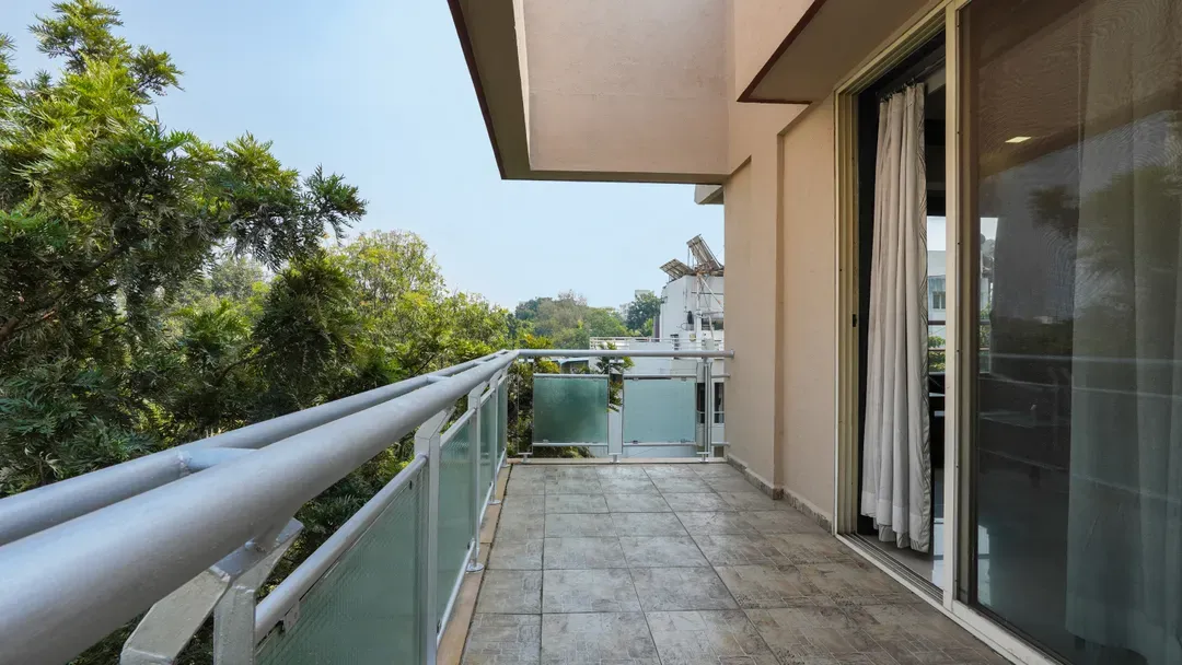 kalyani nagar, pune hotel booking - magnus vosiv suites premium residency