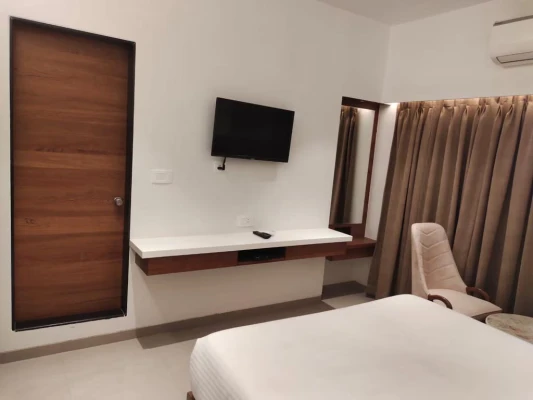 corporate hotels in shree inn by tamanna hotels pune