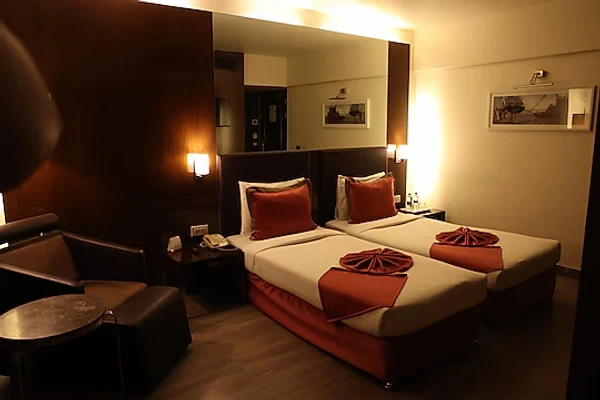 hotel with meeting room in koregaon park, pune - st laurn koregaon park pune