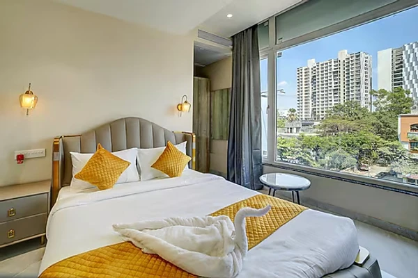 hotel with meeting room in magarpatta city, pune - staybird capital business hotel