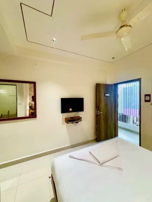 hotel with gym in kharadi, pune - staybird cove
