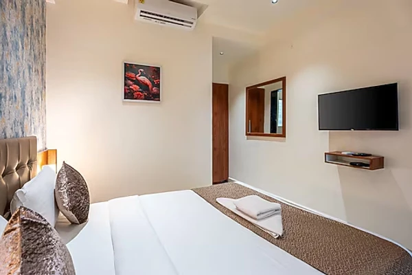 hotel in kharadi, pune for family - staybird cove