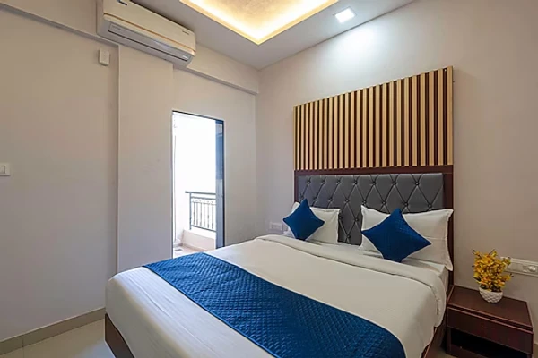 hotel with swimming pool in kharadi, pune - staybird divine suites business hotel
