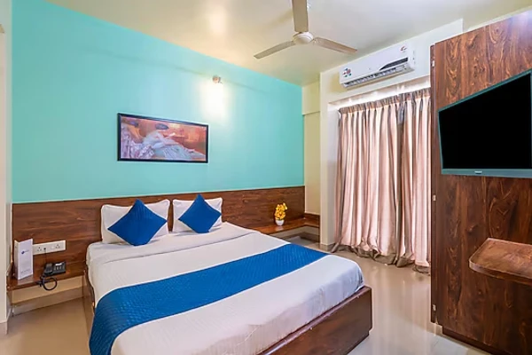 hotel with bar in kharadi, pune - staybird icon bliss an apartment hotel
