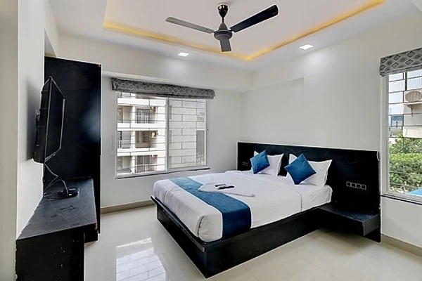 kharadi, pune hotel booking - staybird - silver oak, an apartment hotel