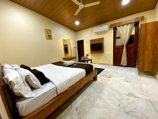 best day stay hotels in the meadows resort pune