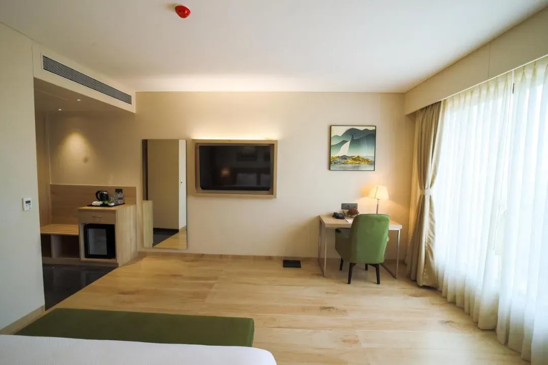 best luxury hotel in the monarch chakan pune